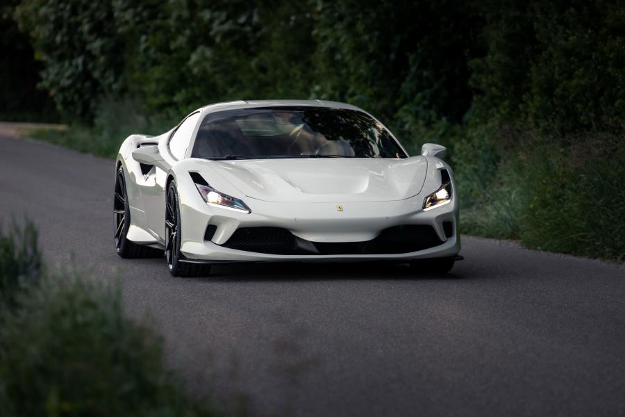  Ferrari F8 Tributo by Novitec Rosso on Vossen Wheels (NF9) 2020 года  (фото 2 из 14)